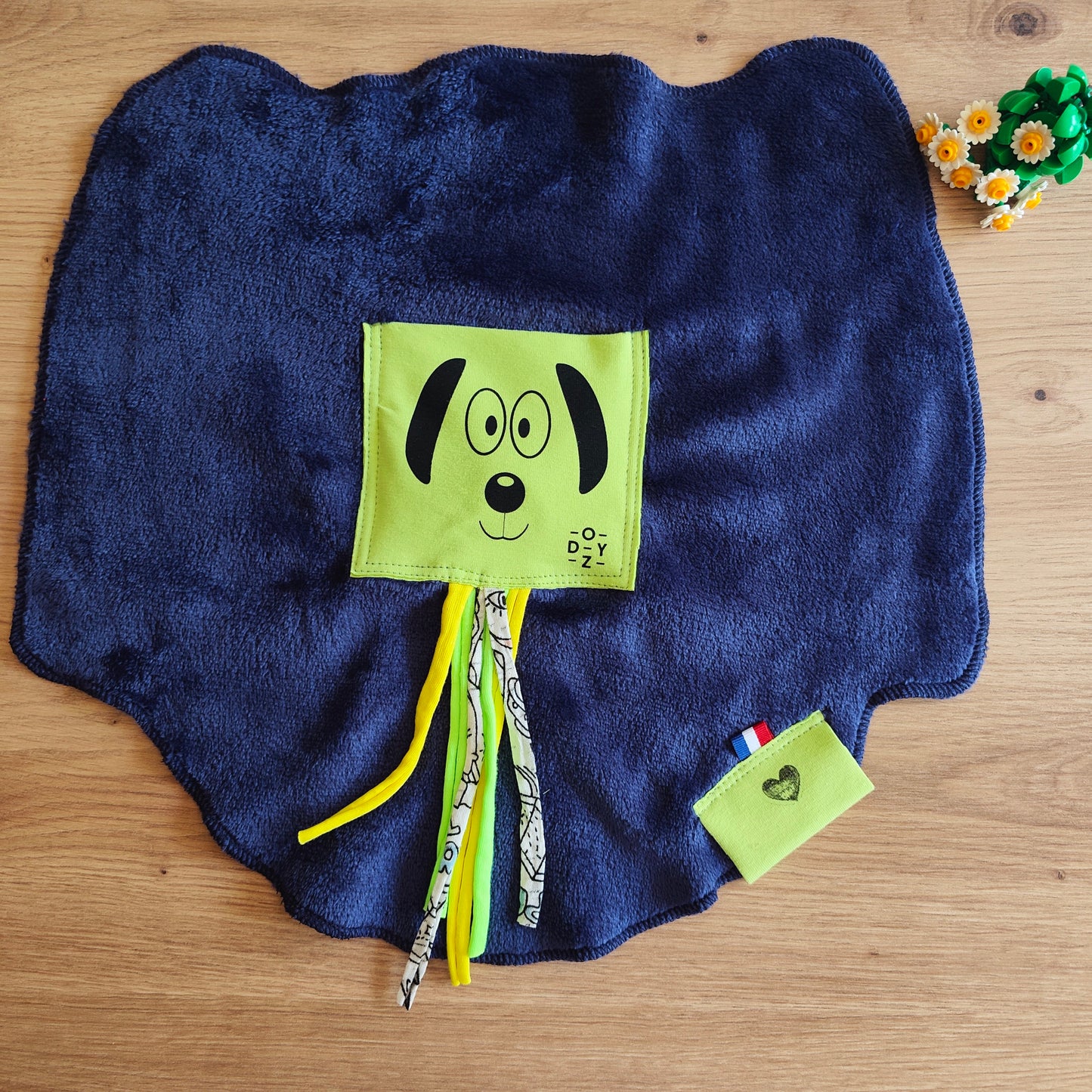 Doudou Dodyz bleu marine chien vert pomme