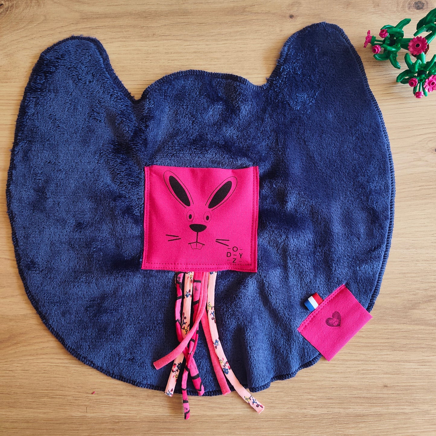 Doudou Dodyz bleu marine lapin rose