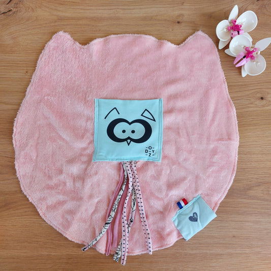 Dodyz pink owl blue sky lovey